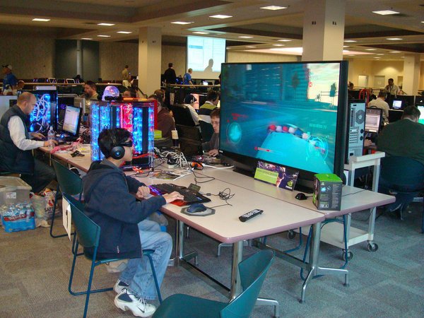 gameri.jpg, 102 KB